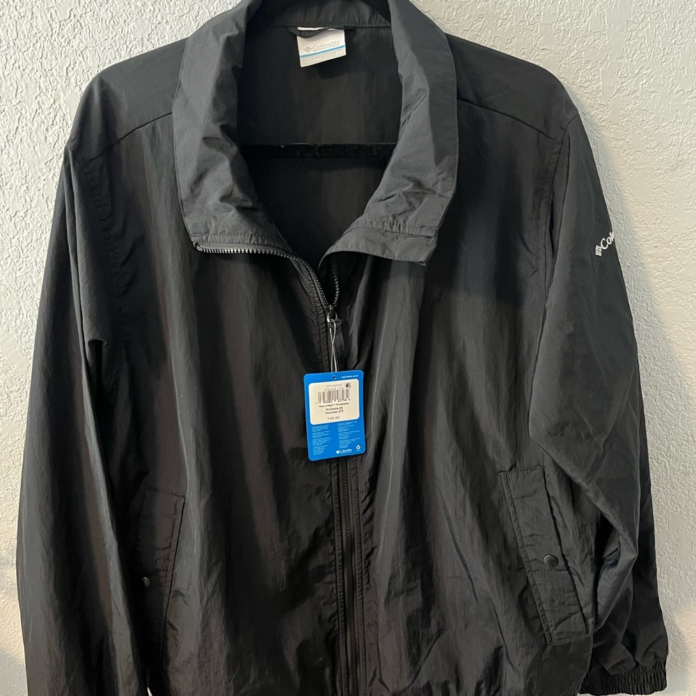 Columbia Women’s Black Windbreaker Jacket